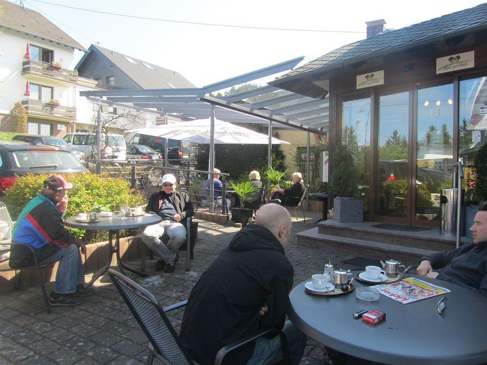 Hotel Zur Burg Nuerburg Zewnętrze zdjęcie